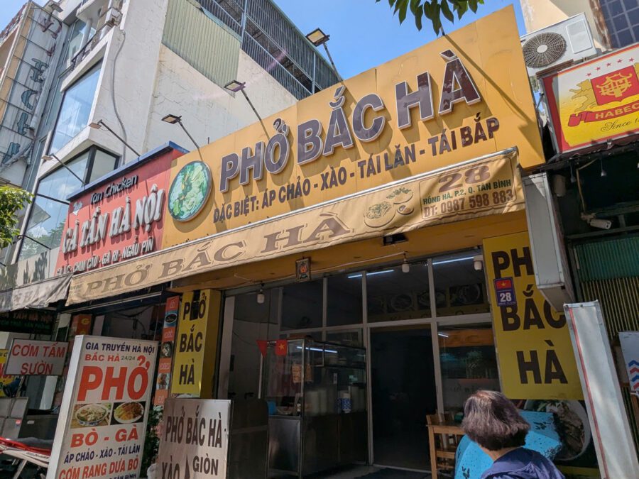 Chính chủ bán nhà 2 mặt tiền Hồng Hà - vị trí vàng