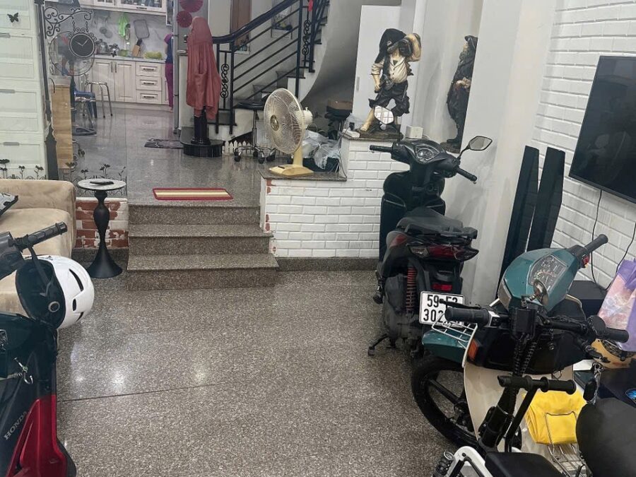 Bán nhà Nguyễn Đình Chiểu - ngang 3m nở hậu 4m - nhà Phú Nhuận