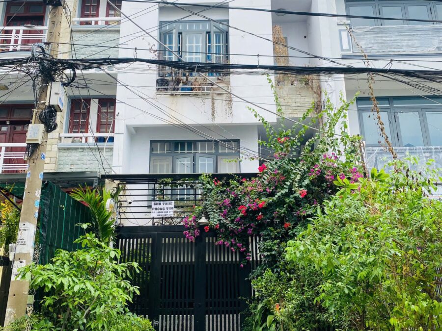 Cần bán căn nhà 1 trệt 3 lầu - Bình Lợi- Bình Thạnh