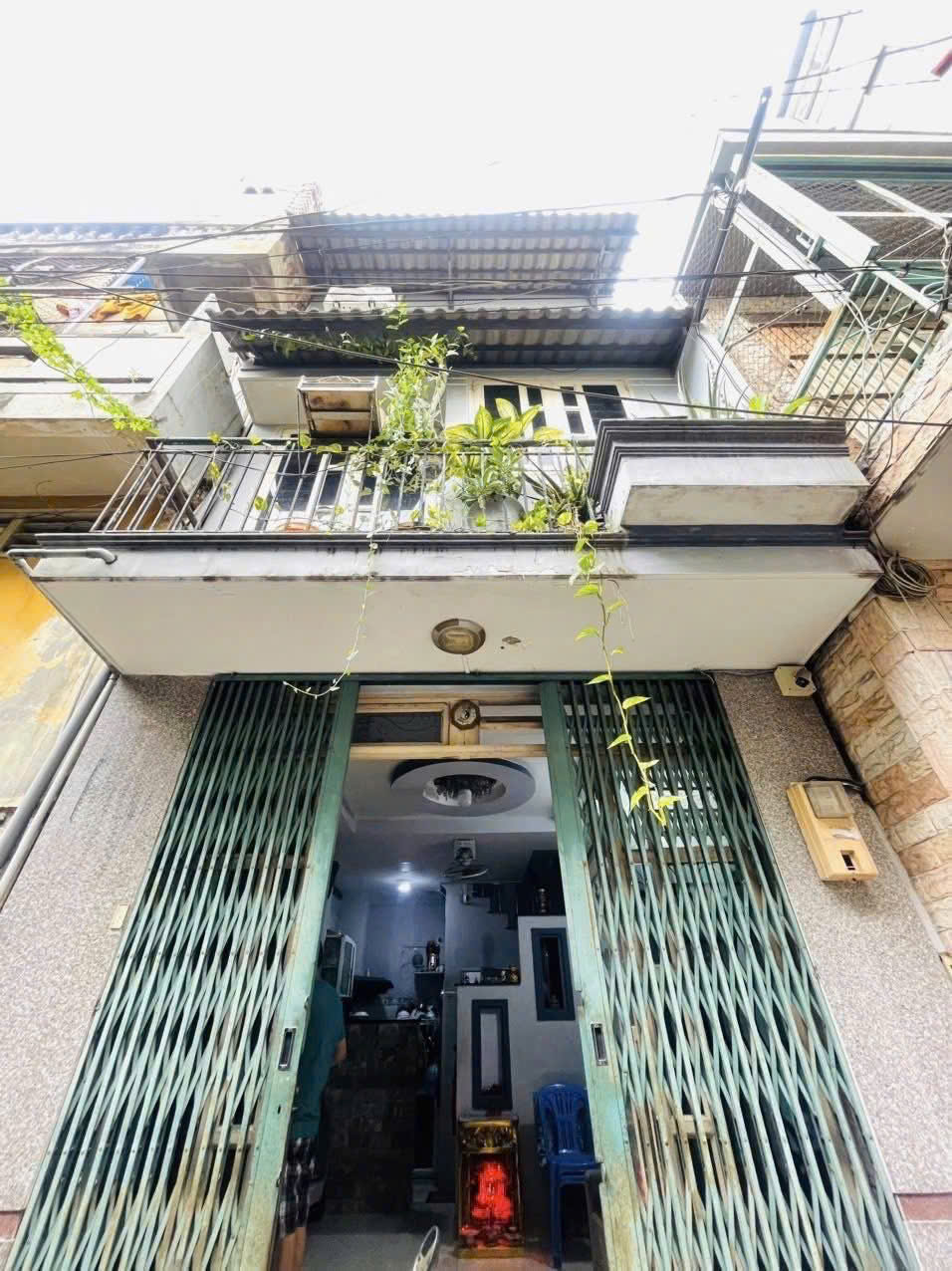 z6950233035718_10dfc325ef1ad00ab1684f99d5f5a489