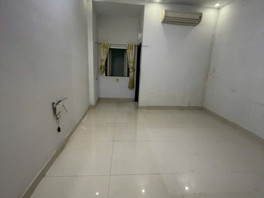 Cần bán mặt tiền hẻm CÔ GIANG PHÚ NHUẬN