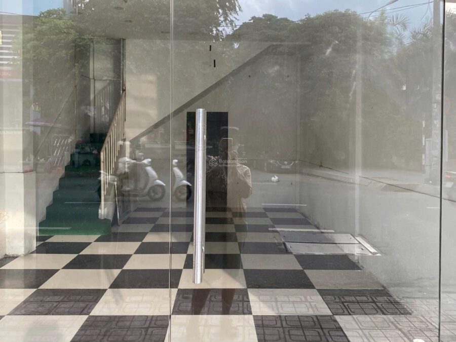 Bán nhà mặt tiển Hồ Văn Huê, P9, Phú Nhuận, tiện kinh doanh