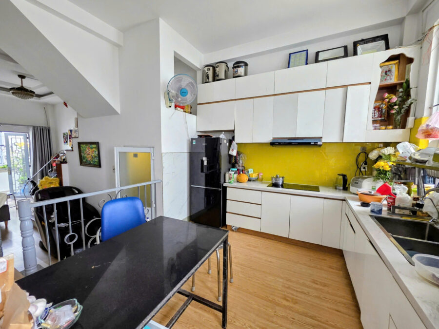 Nhà Đường Trần Bá Giao, Phường 5, Quận Gò Vấp - 1 trệt + 2 lầu